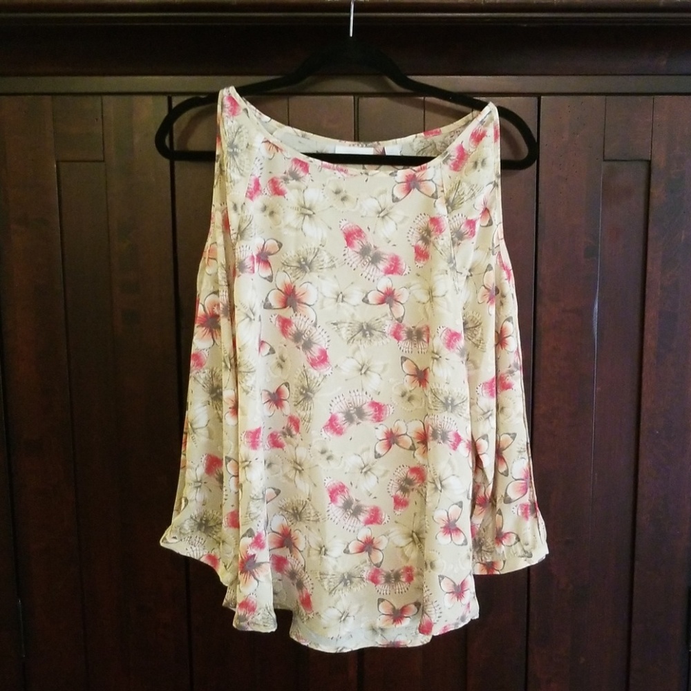 New York & Co. Quarter Length Tan Butterfly Shirt